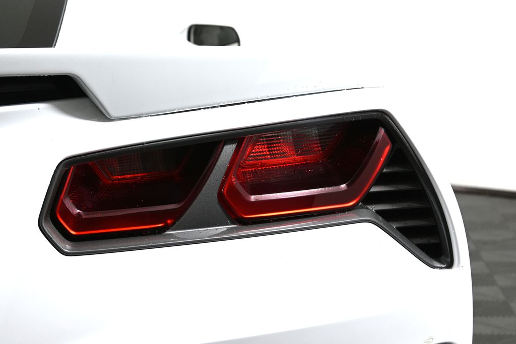 Thumbnail: 2016 Chevrolet Corvette - 13