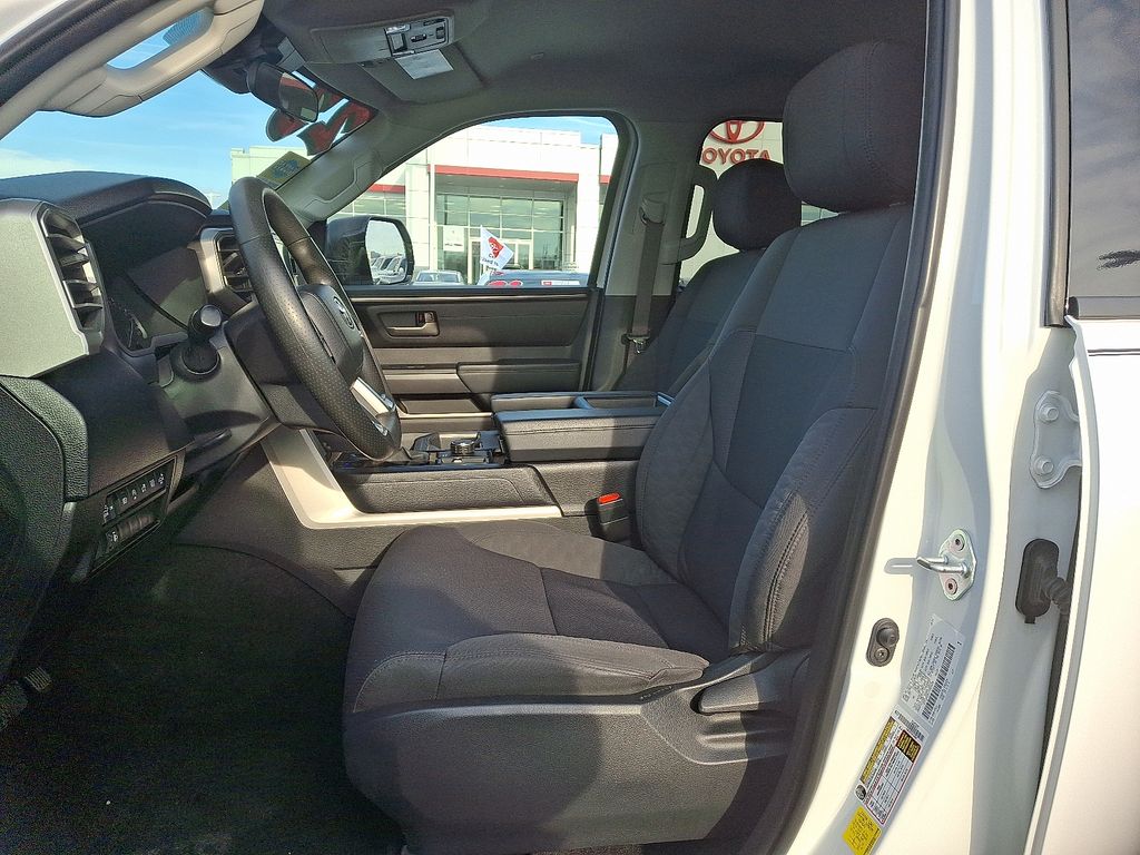 Thumbnail: 2023 Toyota Tundra - 14