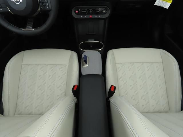 Thumbnail: 2026 MINI Cooper - 26