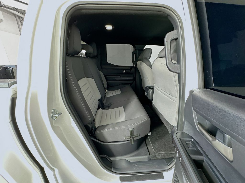 Thumbnail: 2024 Toyota Tacoma - 25