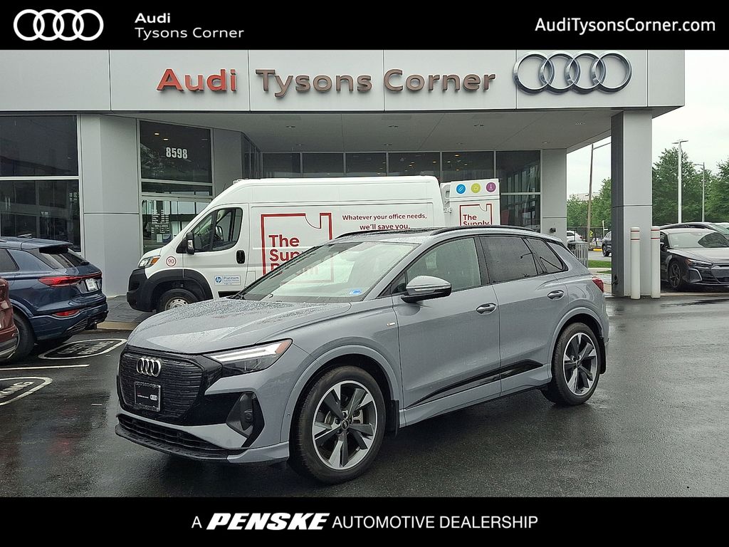 Thumbnail: 2024 Audi Q4 e-tron - 1