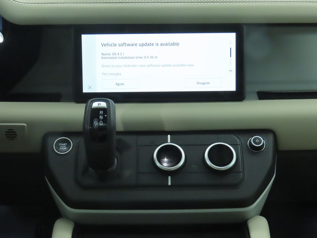 Thumbnail: 2024 Land Rover Defender - 14