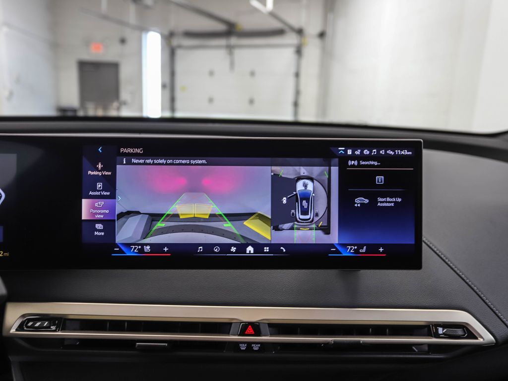2026 BMW iX  18