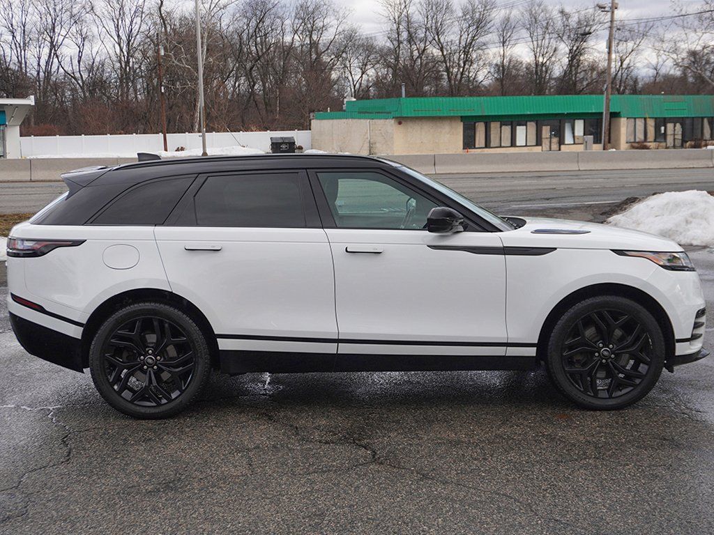 Used 2023 White Land Rover HST image 23