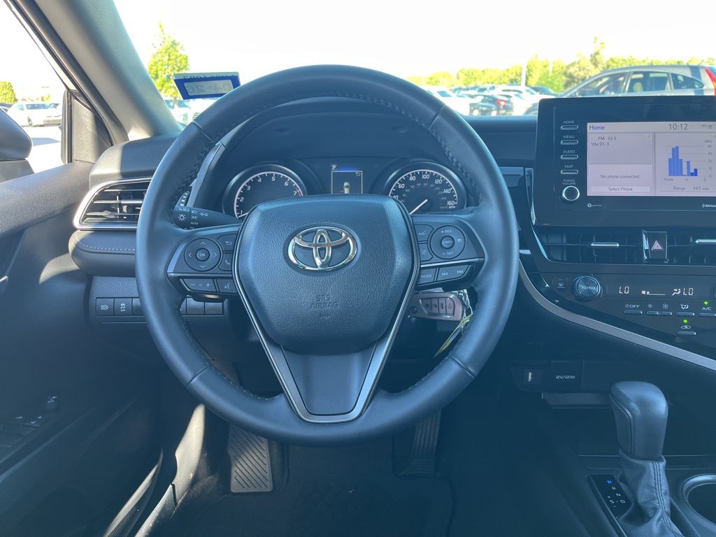 Thumbnail: 2024 Toyota Camry - 16