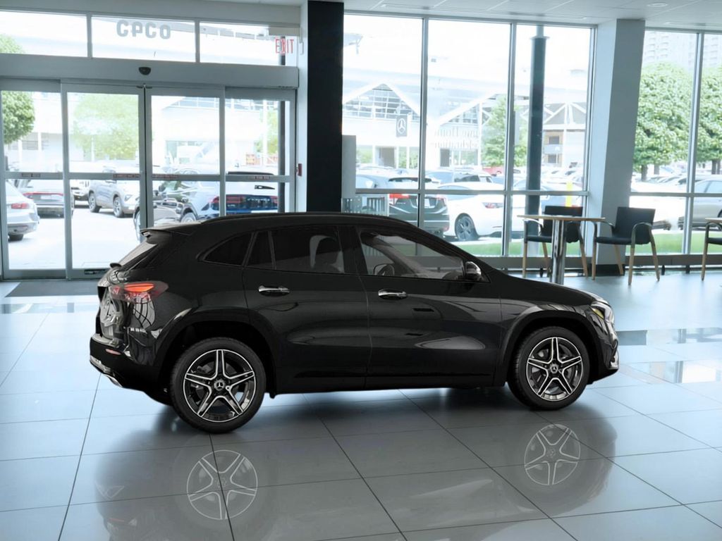 Thumbnail: 2026 Mercedes-Benz GLA - 17