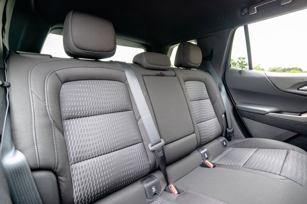 New 2027 Chevrolet Equinox SUV