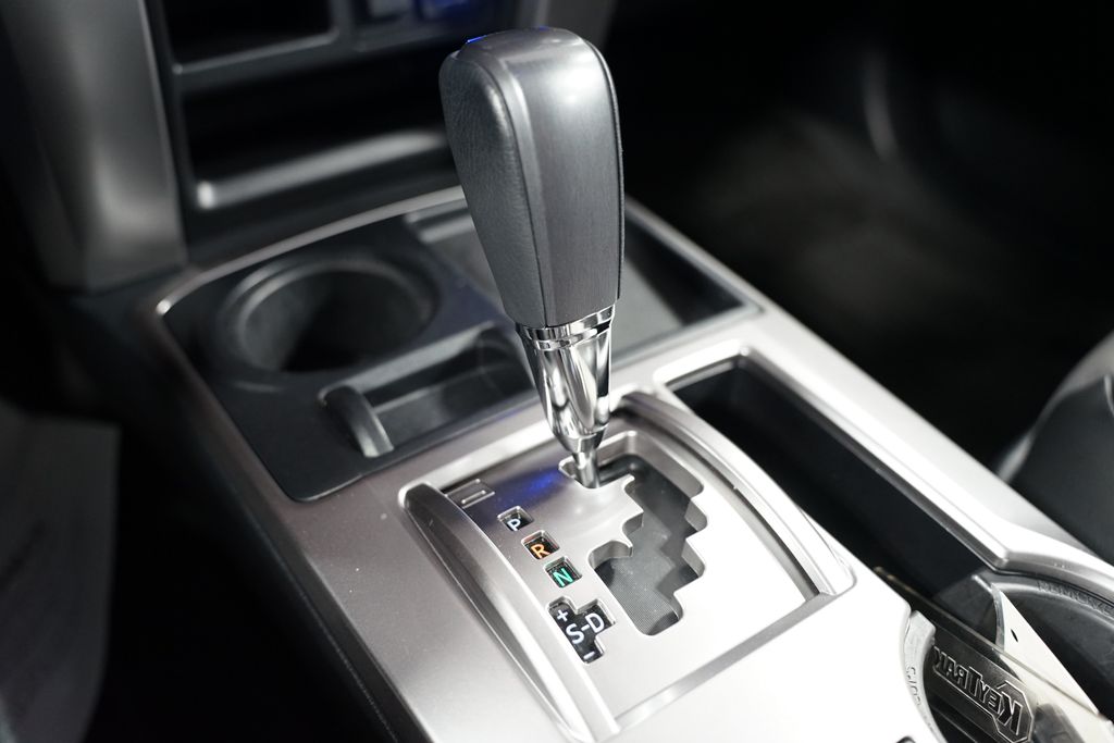 2022 Toyota 4Runner SR5 22