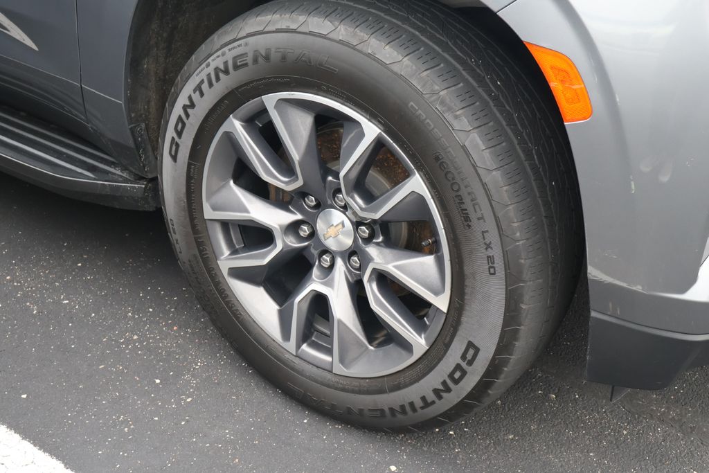 Thumbnail: 2021 Chevrolet Suburban - 5