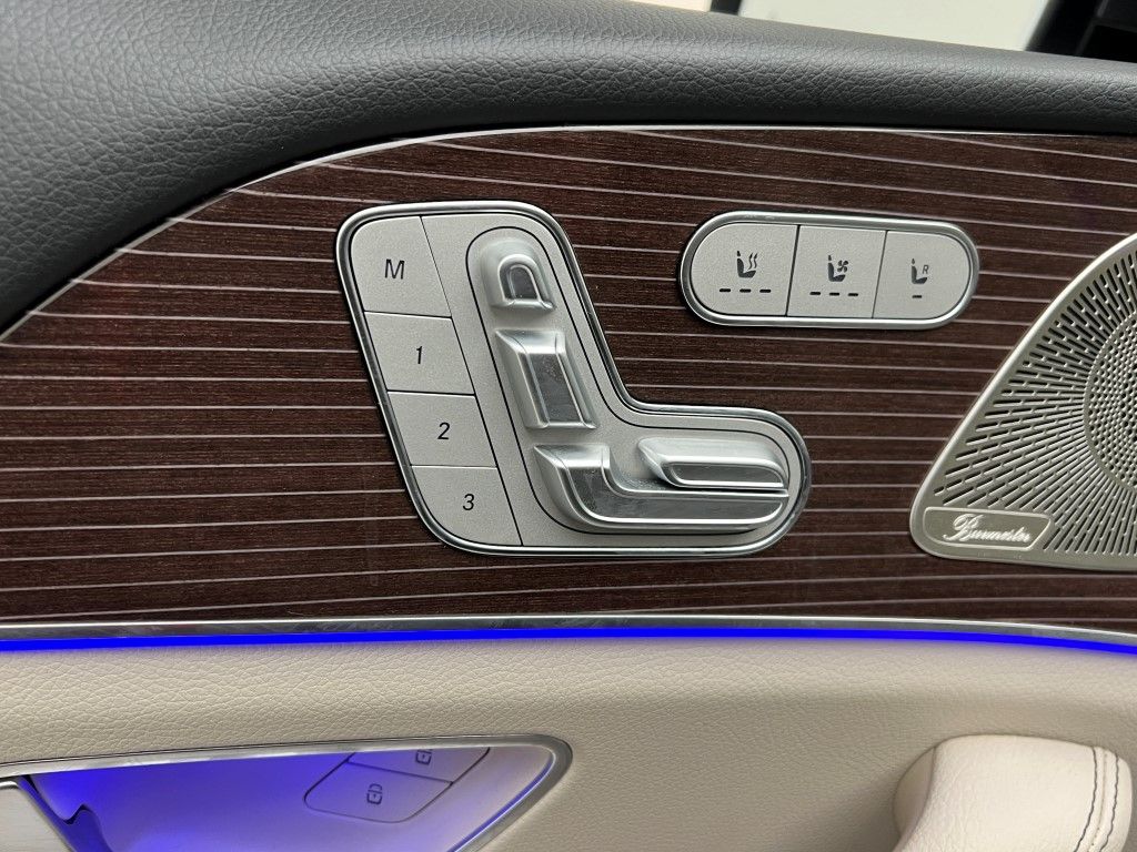 Thumbnail: 2023 Mercedes-Benz GLE - 31