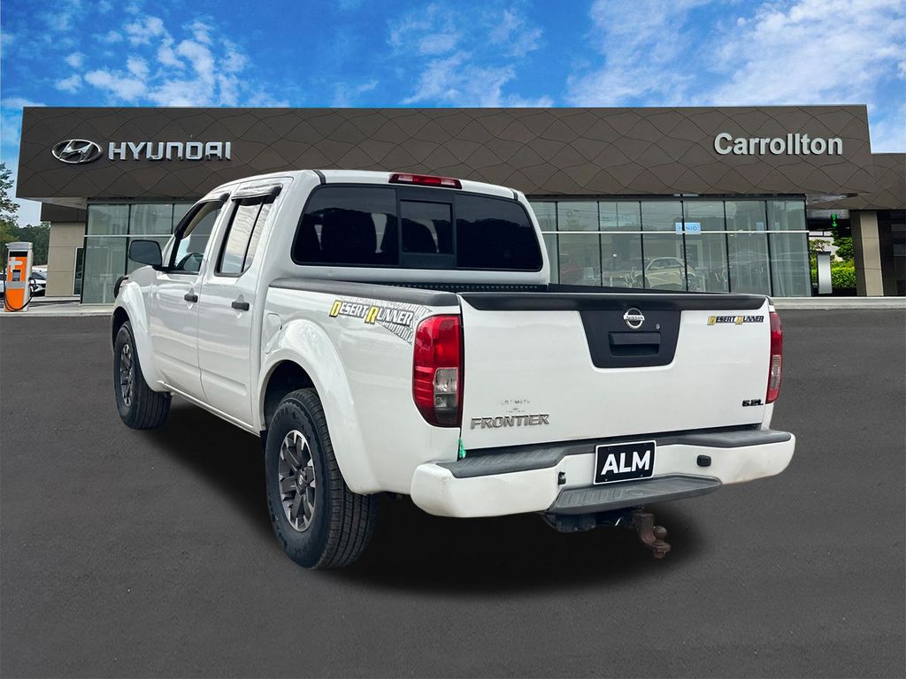 Used 2015 White Nissan Desert Runner image 7
