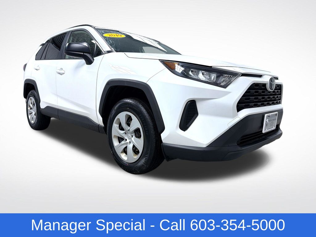 2019 Toyota RAV4 LE