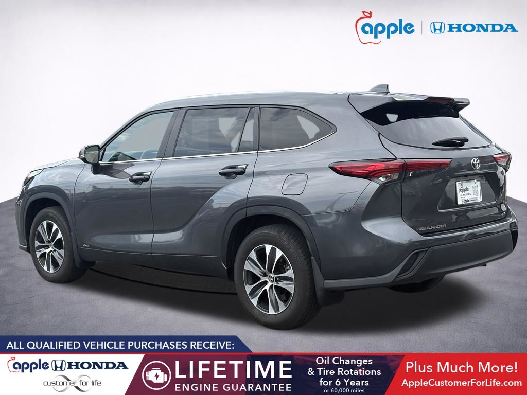2023 Toyota Highlander Hybrid XLE