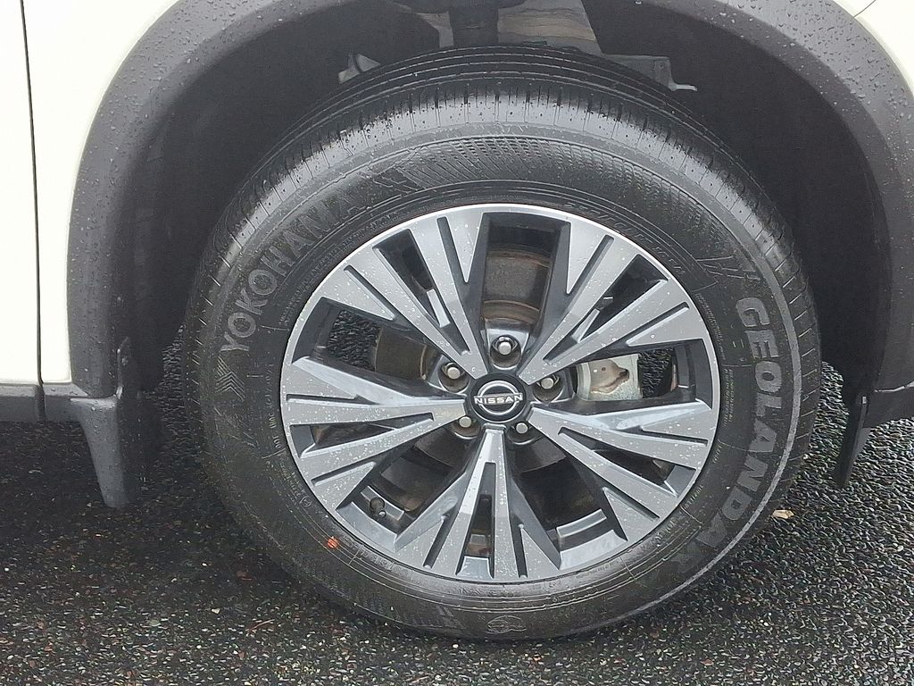 Thumbnail: 2023 Nissan Rogue - 8