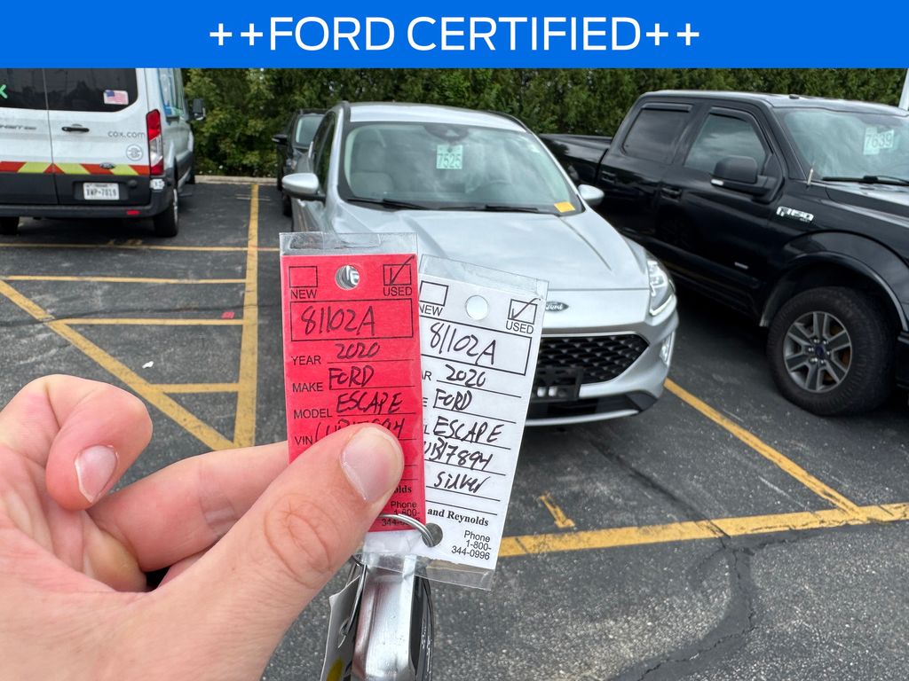 2020 Ford Escape Titanium