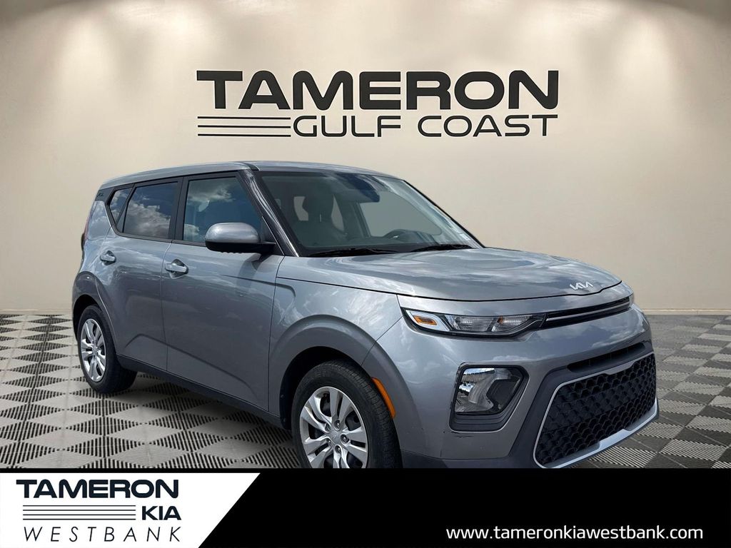 2022 Kia Soul LX FWD