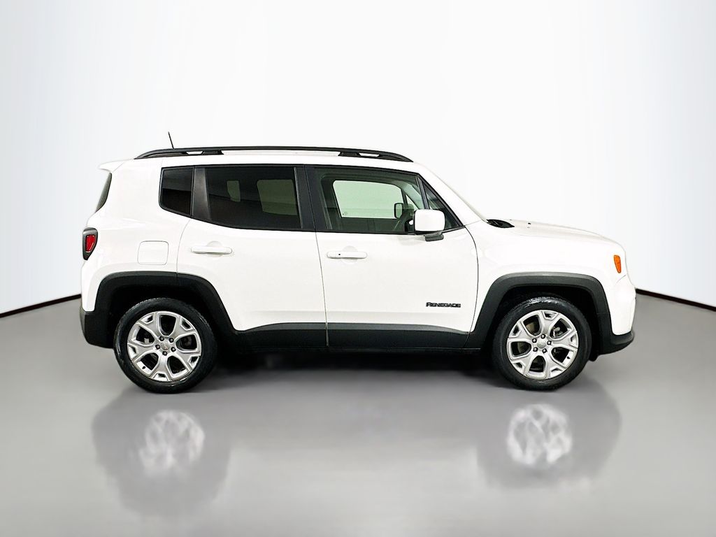 Thumbnail: 2019 Jeep Renegade - 4