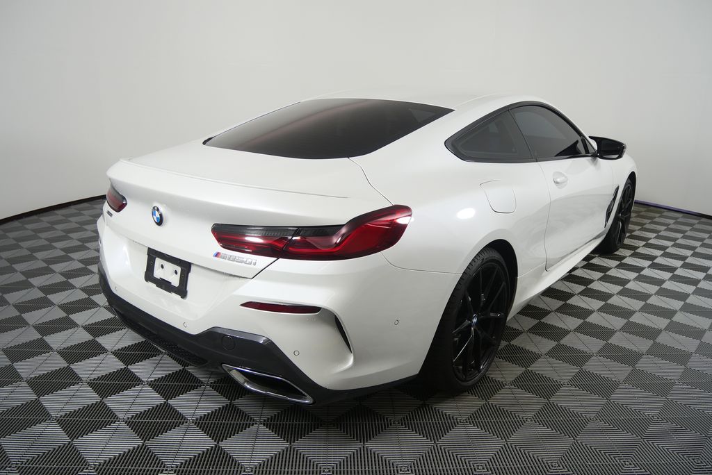 Thumbnail: 2024 BMW 8 Series - 4