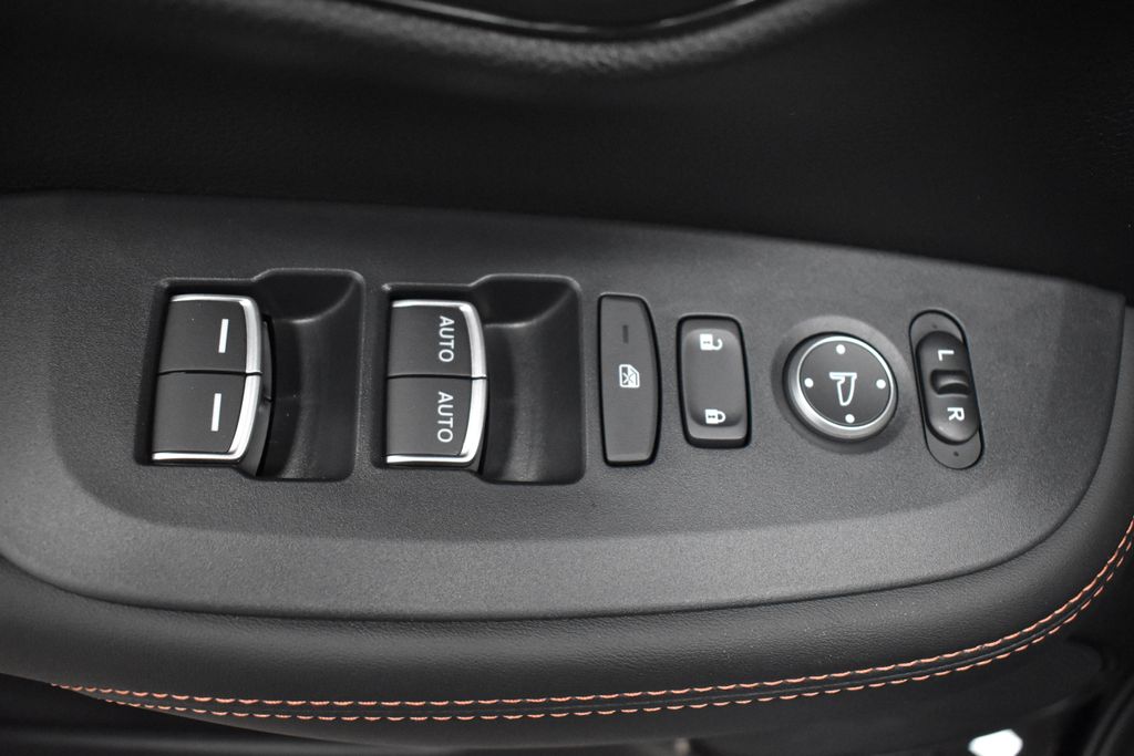 2025 Honda HR-V Sport 9