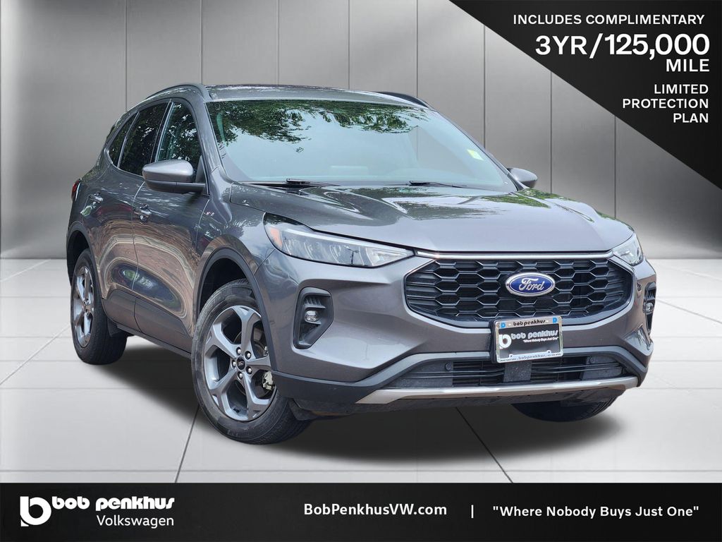 2025 Ford Escape ST-Line Select