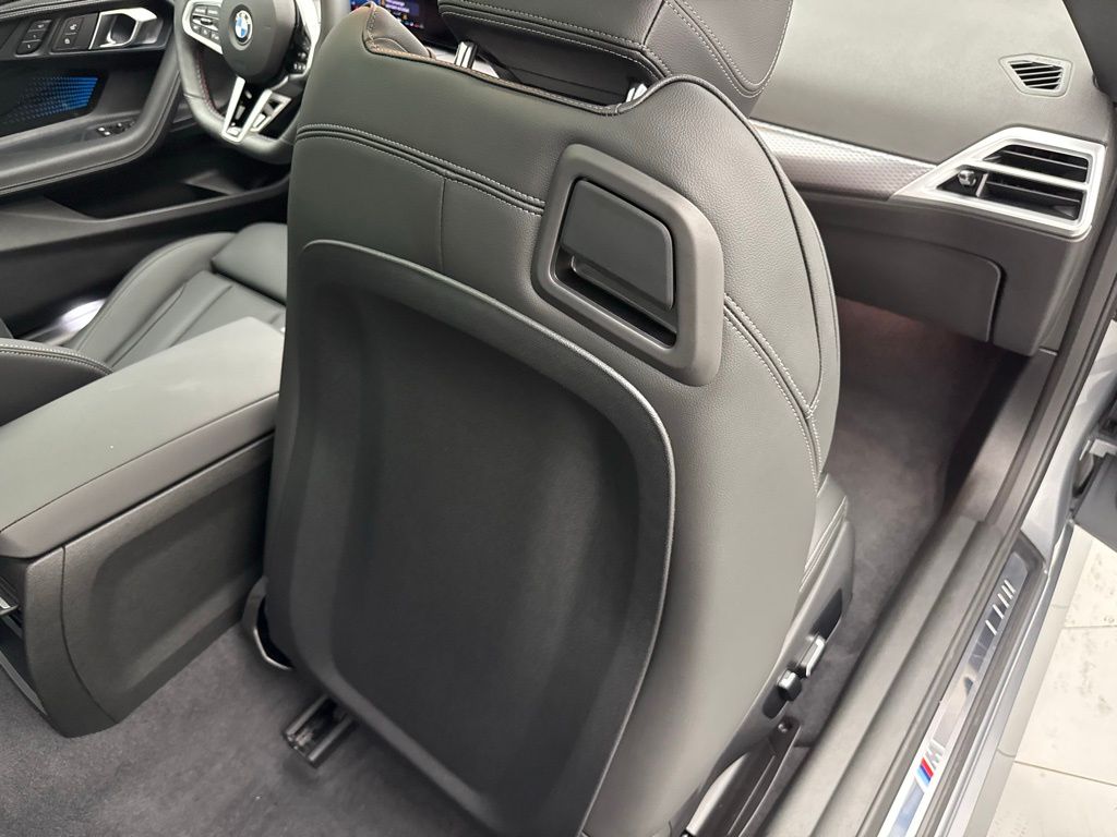 Thumbnail: 2025 BMW 2 Series - 29