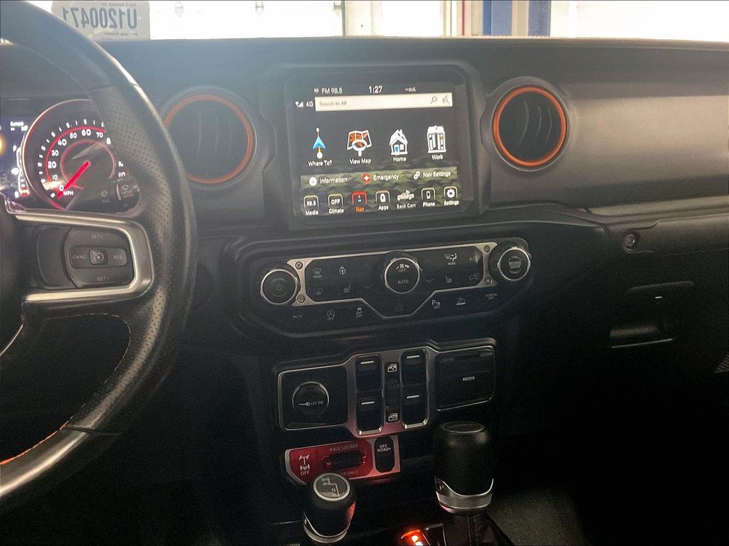 2021 Jeep Gladiator — photo 18