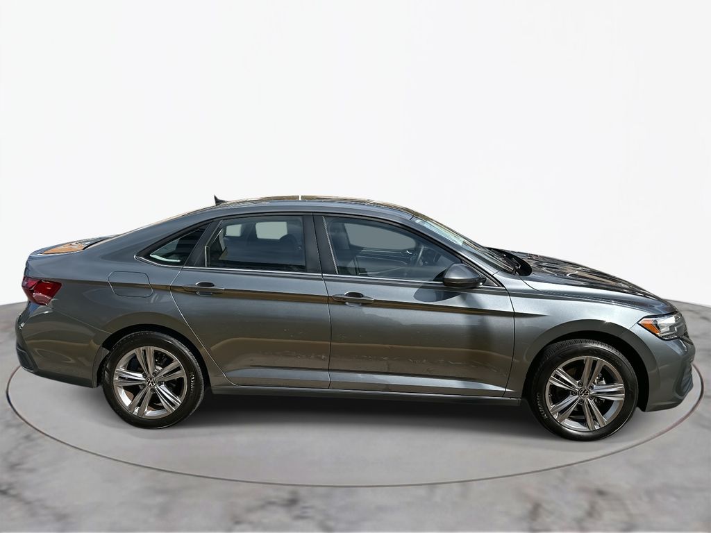 Thumbnail: 2022 Volkswagen Jetta - 6