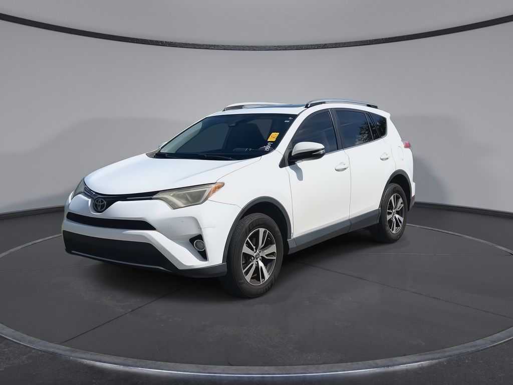 Thumbnail: 2017 Toyota RAV4 - 4