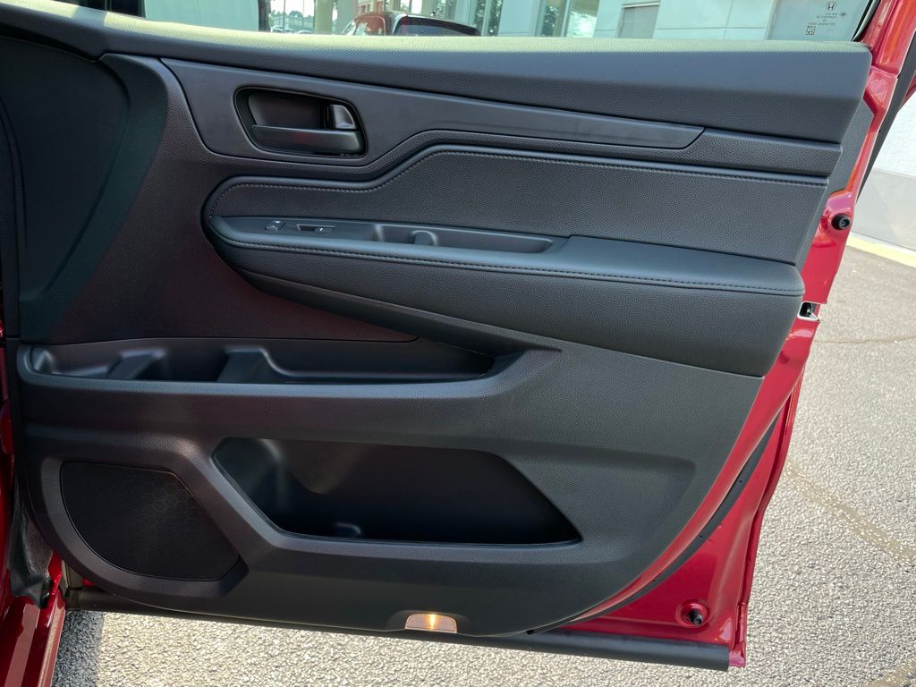 Thumbnail: 2026 Honda Odyssey - 30