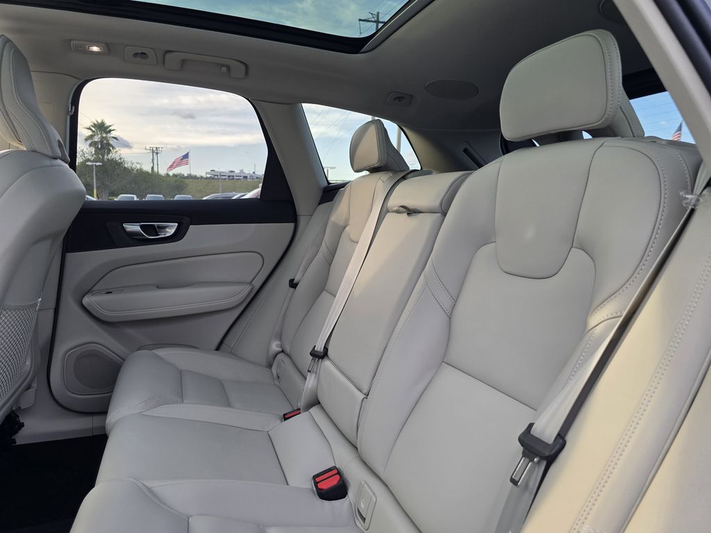 new 2026 Volvo XC60 car, priced at $61,935