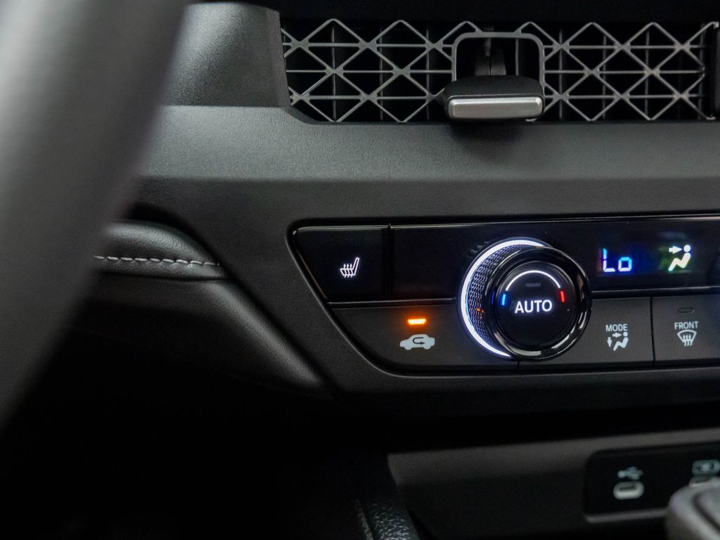 2025 Honda Accord SE photo