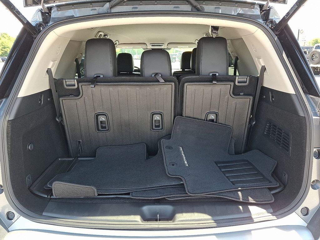 2024 Nissan Pathfinder — photo 28