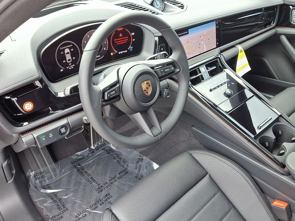 Thumbnail: 2025 Porsche Panamera - 4
