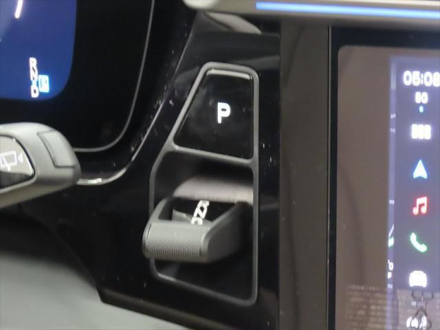 Thumbnail: 2025 Porsche Macan - 25