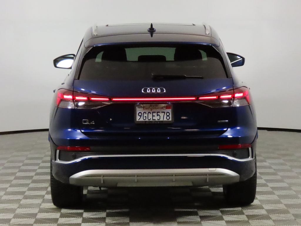 Thumbnail: 2023 Audi Q4 e-tron - 4