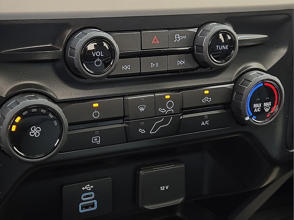 2026 Ford F-250 Super Duty XL - Photo 16