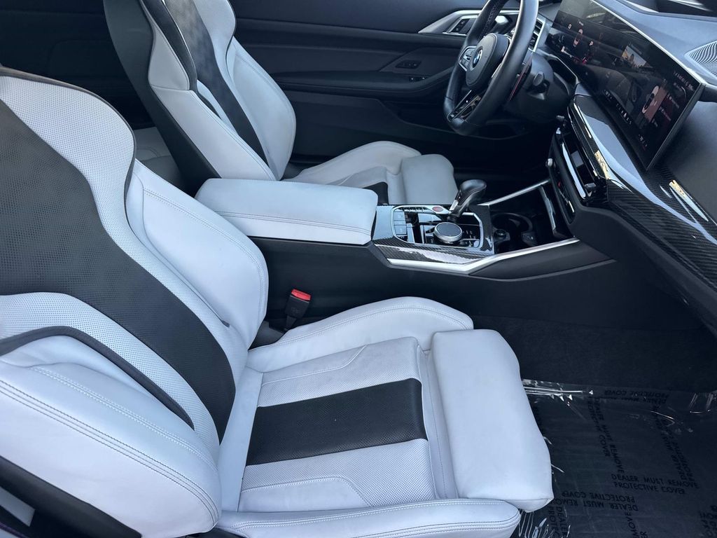 Thumbnail: 2025 BMW M4 - 28