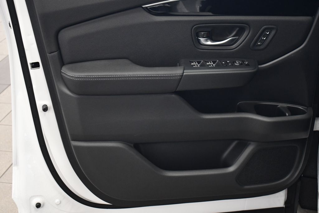 Thumbnail: 2026 Honda Pilot - 8