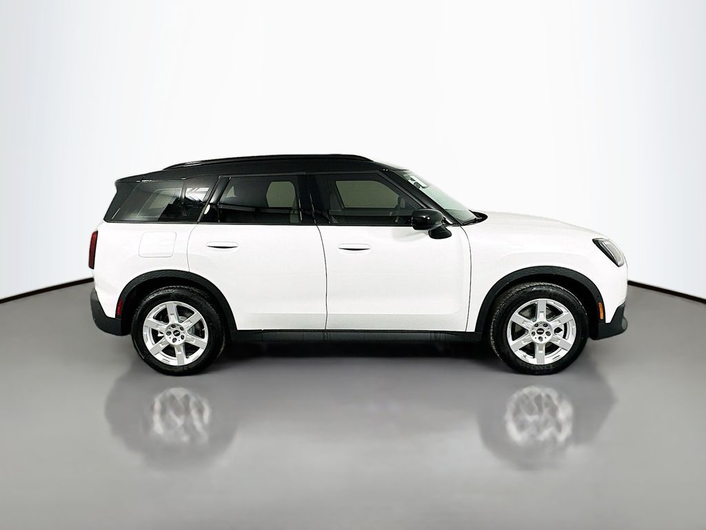 2025 MINI Cooper Countryman Base 4