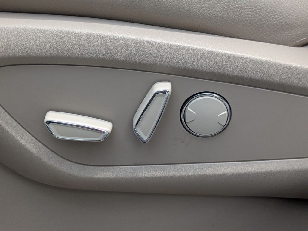 2021 Lincoln Nautilus Standard