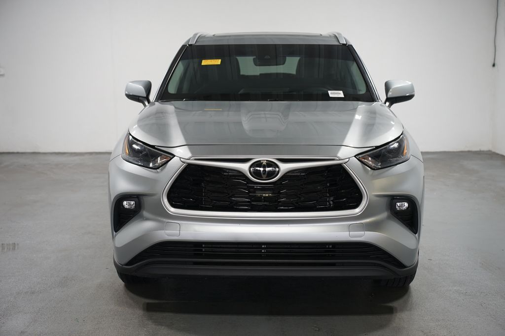 Thumbnail: 2024 Toyota Highlander - 2