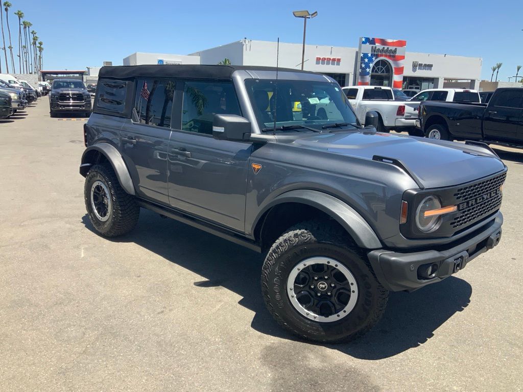 2023 Ford Bronco Badlands 
