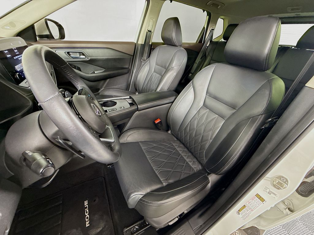 Thumbnail: 2023 Nissan Rogue - 21