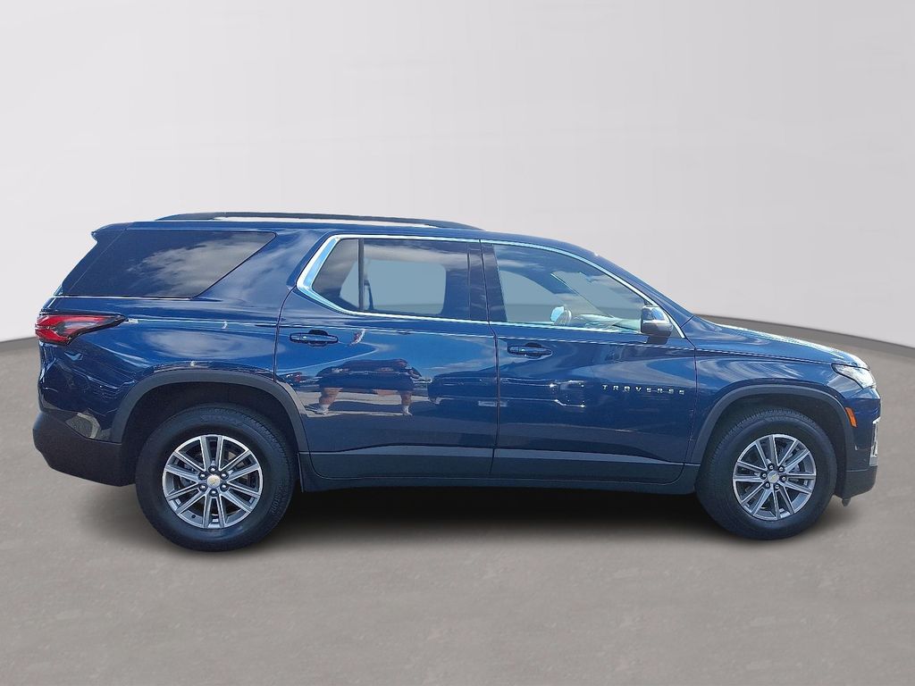 Thumbnail: 2023 Chevrolet Traverse - 7