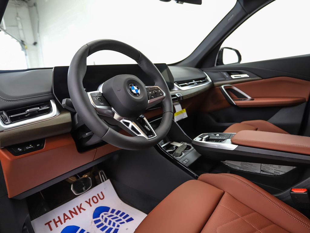 Thumbnail: 2026 BMW X1 - 10