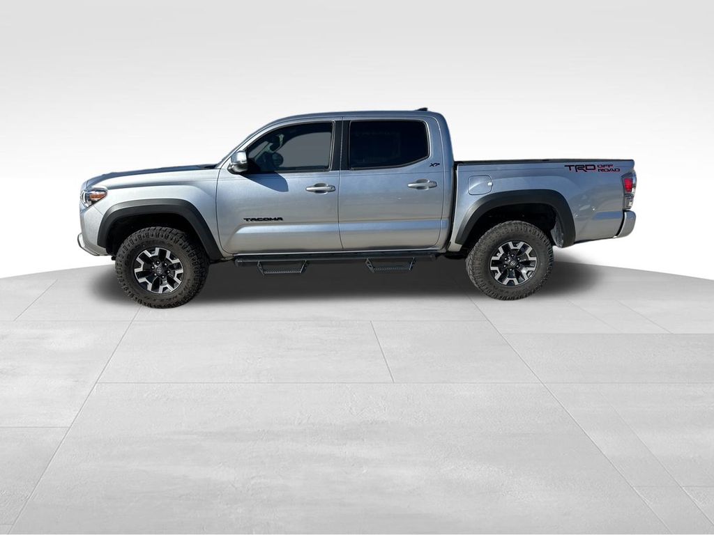 2023 Toyota Tacoma TRD Off-Road 6