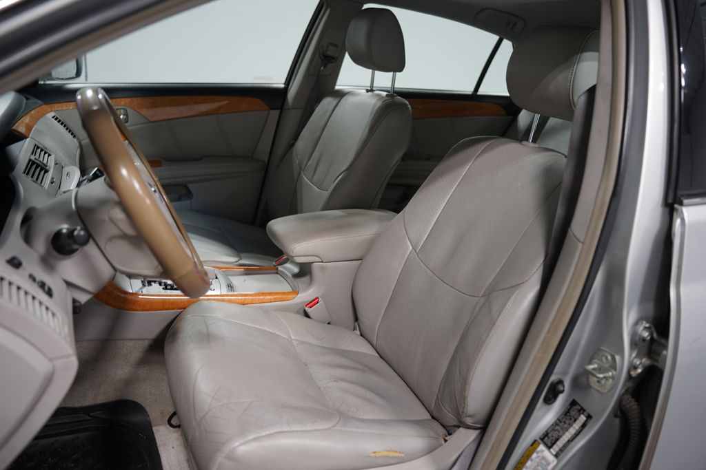 2005 Toyota Avalon Limited 6