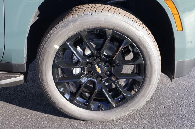 Thumbnail: 2026 Chevrolet Suburban - 11