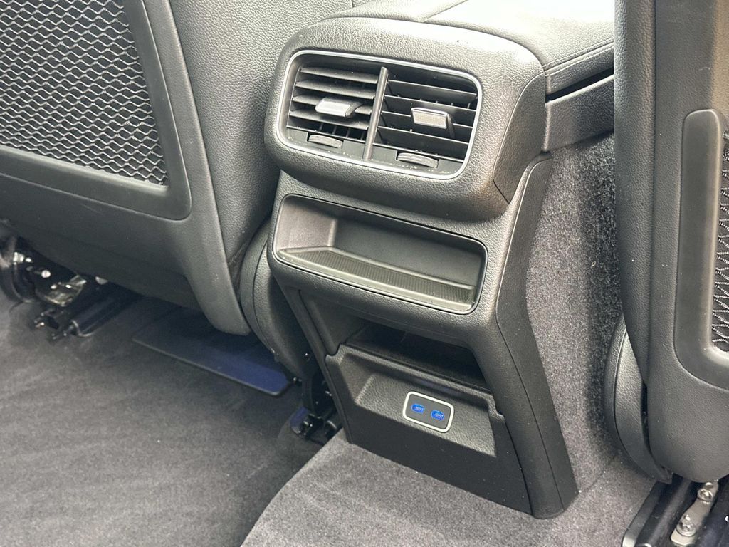 Thumbnail: 2024 Mercedes-Benz GLE - 28