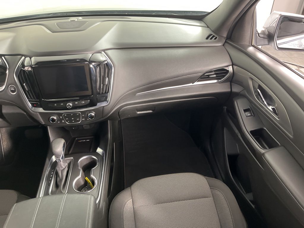 Thumbnail: 2023 Chevrolet Traverse - 20